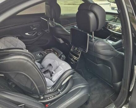 Черный Мерседес С Класс, объемом двигателя 4.66 л и пробегом 162 тыс. км за 33000 $, фото 13 на Automoto.ua