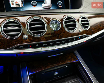 Чорний Мерседес С Клас, об'ємом двигуна 4.7 л та пробігом 158 тис. км за 34806 $, фото 19 на Automoto.ua