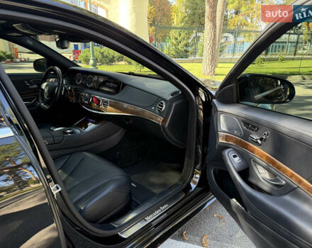 Черный Мерседес С Класс, объемом двигателя 4.7 л и пробегом 122 тыс. км за 34500 $, фото 18 на Automoto.ua