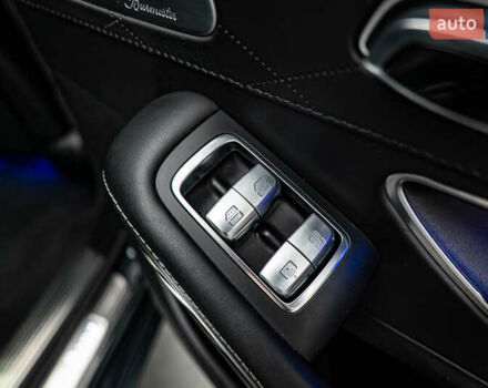 Чорний Мерседес С Клас, об'ємом двигуна 4.7 л та пробігом 158 тис. км за 34806 $, фото 25 на Automoto.ua