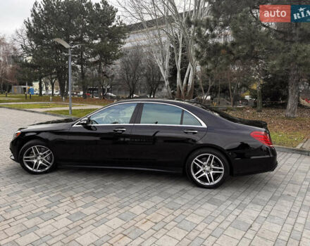 Черный Мерседес С Класс, объемом двигателя 4.66 л и пробегом 119 тыс. км за 47999 $, фото 3 на Automoto.ua
