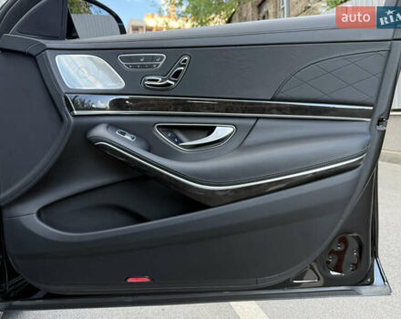 Черный Мерседес С Класс, объемом двигателя 2.99 л и пробегом 229 тыс. км за 43000 $, фото 56 на Automoto.ua