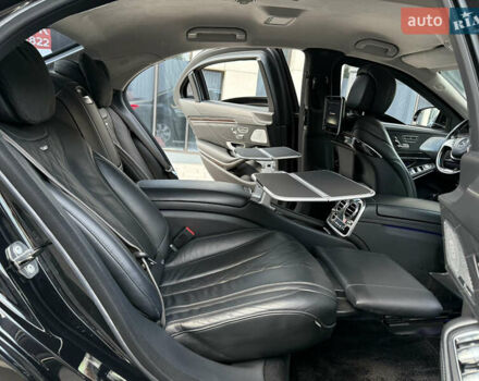 Черный Мерседес С Класс, объемом двигателя 5.98 л и пробегом 89 тыс. км за 215000 $, фото 84 на Automoto.ua