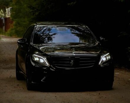 Чорний Мерседес С Клас, об'ємом двигуна 3 л та пробігом 85 тис. км за 24900 $, фото 2 на Automoto.ua