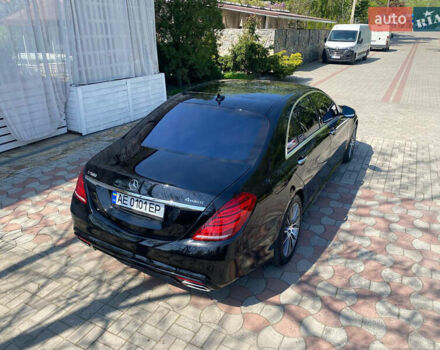 Мерседес С Класс 2015 в Днепре (Днепропетровске) на Automoto.ua Черный Мерседес С Класс, объемом двигателя 4.66 л и пробегом 93 тыс. км за 47000 $, фото 26 на Automoto.ua