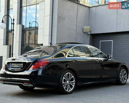 Черный Мерседес С Класс, объемом двигателя 2.99 л и пробегом 229 тыс. км за 43000 $, фото 24 на Automoto.ua