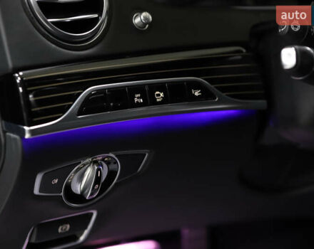 Черный Мерседес С Класс, объемом двигателя 4.66 л и пробегом 100 тыс. км за 42800 $, фото 72 на Automoto.ua