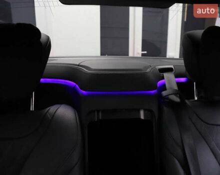 Черный Мерседес С Класс, объемом двигателя 4.66 л и пробегом 100 тыс. км за 42800 $, фото 135 на Automoto.ua