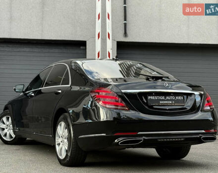 Черный Мерседес С Класс, объемом двигателя 5.98 л и пробегом 89 тыс. км за 215000 $, фото 30 на Automoto.ua