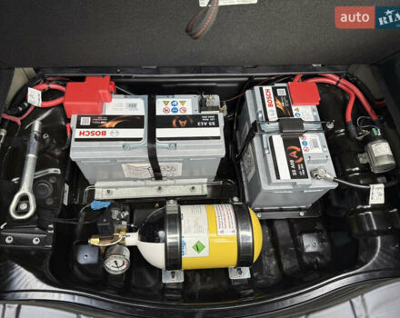 Чорний Мерседес С Клас, об'ємом двигуна 5.98 л та пробігом 89 тис. км за 215000 $, фото 52 на Automoto.ua