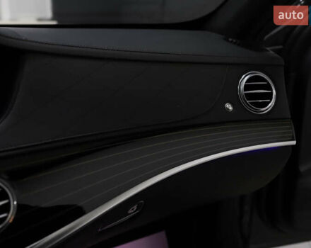 Черный Мерседес С Класс, объемом двигателя 4.66 л и пробегом 100 тыс. км за 42800 $, фото 91 на Automoto.ua