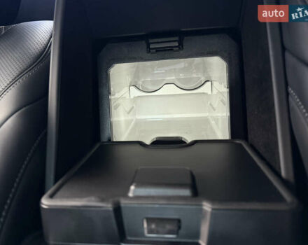 Чорний Мерседес С Клас, об'ємом двигуна 5.98 л та пробігом 89 тис. км за 215000 $, фото 81 на Automoto.ua