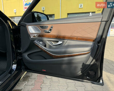 Черный Мерседес С Класс, объемом двигателя 4.6 л и пробегом 148 тыс. км за 42000 $, фото 19 на Automoto.ua