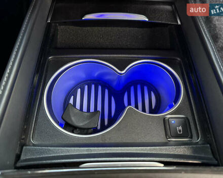 Черный Мерседес С Класс, объемом двигателя 5.98 л и пробегом 89 тыс. км за 215000 $, фото 76 на Automoto.ua