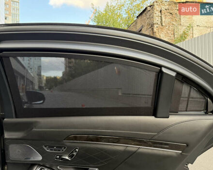 Чорний Мерседес С Клас, об'ємом двигуна 5.98 л та пробігом 89 тис. км за 215000 $, фото 65 на Automoto.ua