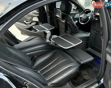 Черный Мерседес С Класс, объемом двигателя 5.98 л и пробегом 89 тыс. км за 215000 $, фото 87 на Automoto.ua