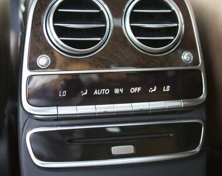 Черный Мерседес С Класс, объемом двигателя 4.66 л и пробегом 210 тыс. км за 32900 $, фото 31 на Automoto.ua