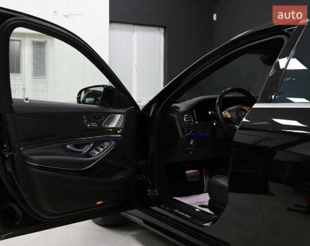 Черный Мерседес С Класс, объемом двигателя 4.66 л и пробегом 100 тыс. км за 42800 $, фото 58 на Automoto.ua