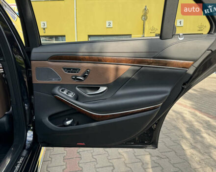 Черный Мерседес С Класс, объемом двигателя 4.6 л и пробегом 148 тыс. км за 42000 $, фото 17 на Automoto.ua