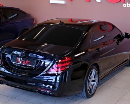 Чорний Мерседес С Клас, об'ємом двигуна 3 л та пробігом 240 тис. км за 35900 $, фото 4 на Automoto.ua