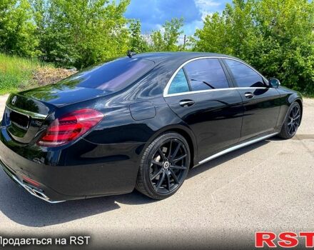 Черный Мерседес С Класс, объемом двигателя 4.7 л и пробегом 180 тыс. км за 35000 $, фото 3 на Automoto.ua