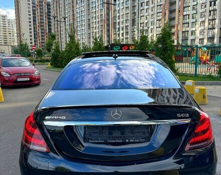 Черный Мерседес С Класс, объемом двигателя 4.7 л и пробегом 129 тыс. км за 35900 $, фото 6 на Automoto.ua