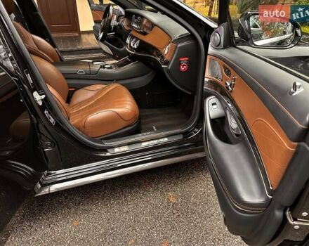 Чорний Мерседес С Клас, об'ємом двигуна 5.46 л та пробігом 160 тис. км за 56000 $, фото 31 на Automoto.ua