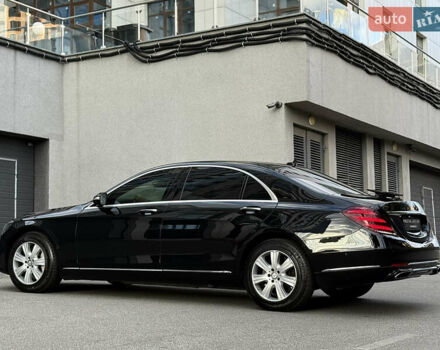 Чорний Мерседес С Клас, об'ємом двигуна 5.98 л та пробігом 89 тис. км за 215000 $, фото 24 на Automoto.ua