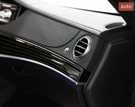 Черный Мерседес С Класс, объемом двигателя 4.66 л и пробегом 100 тыс. км за 42800 $, фото 107 на Automoto.ua