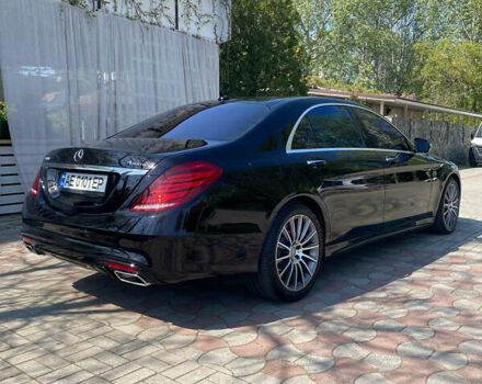 Мерседес С Класс 2015 в Днепре (Днепропетровске) на Automoto.ua Черный Мерседес С Класс, объемом двигателя 4.66 л и пробегом 93 тыс. км за 47000 $, фото 15 на Automoto.ua