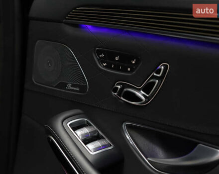 Черный Мерседес С Класс, объемом двигателя 4.66 л и пробегом 100 тыс. км за 42800 $, фото 124 на Automoto.ua