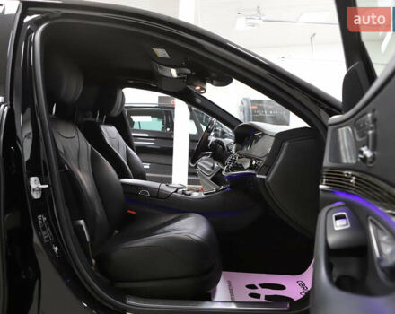 Черный Мерседес С Класс, объемом двигателя 4.66 л и пробегом 100 тыс. км за 42800 $, фото 102 на Automoto.ua