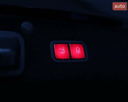 Черный Мерседес С Класс, объемом двигателя 4.66 л и пробегом 100 тыс. км за 42800 $, фото 57 на Automoto.ua