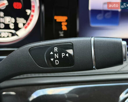 Чорний Мерседес С Клас, об'ємом двигуна 5.98 л та пробігом 89 тис. км за 215000 $, фото 93 на Automoto.ua