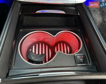 Чорний Мерседес С Клас, об'ємом двигуна 5.98 л та пробігом 89 тис. км за 215000 $, фото 77 на Automoto.ua