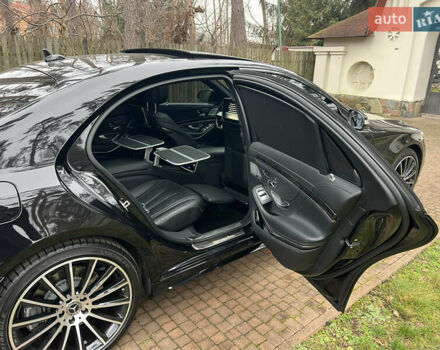 Чорний Мерседес С Клас, об'ємом двигуна 3 л та пробігом 162 тис. км за 49900 $, фото 4 на Automoto.ua