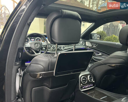 Чорний Мерседес С Клас, об'ємом двигуна 3 л та пробігом 162 тис. км за 49900 $, фото 124 на Automoto.ua