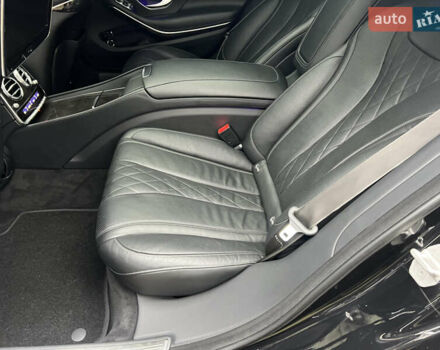 Чорний Мерседес С Клас, об'ємом двигуна 3 л та пробігом 162 тис. км за 49900 $, фото 120 на Automoto.ua