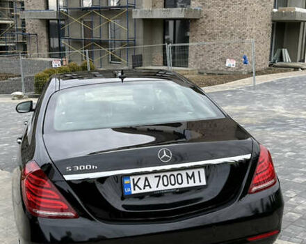 Чорний Мерседес С Клас, об'ємом двигуна 2 л та пробігом 170 тис. км за 43000 $, фото 4 на Automoto.ua