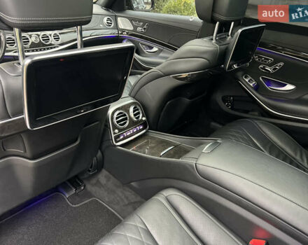 Чорний Мерседес С Клас, об'ємом двигуна 3 л та пробігом 162 тис. км за 49900 $, фото 123 на Automoto.ua