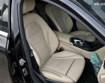 Черный Мерседес С Класс, объемом двигателя 2.1 л и пробегом 93 тыс. км за 21000 $, фото 13 на Automoto.ua