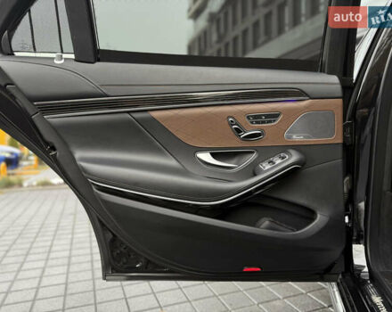 Чорний Мерседес С Клас, об'ємом двигуна 4.66 л та пробігом 147 тис. км за 37500 $, фото 48 на Automoto.ua