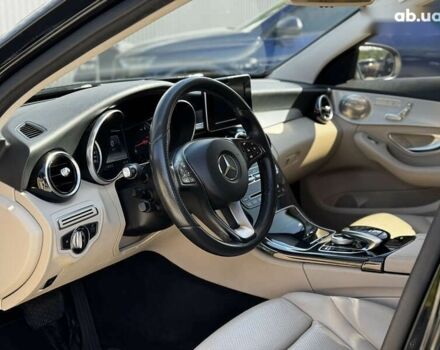 Черный Мерседес С Класс, объемом двигателя 2 л и пробегом 200 тыс. км за 16000 $, фото 9 на Automoto.ua