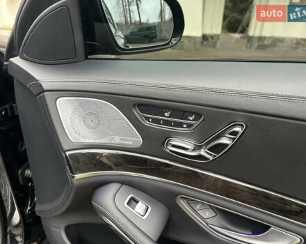 Чорний Мерседес С Клас, об'ємом двигуна 3 л та пробігом 162 тис. км за 49900 $, фото 134 на Automoto.ua