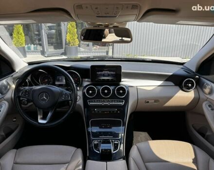 Черный Мерседес С Класс, объемом двигателя 2 л и пробегом 200 тыс. км за 16000 $, фото 18 на Automoto.ua