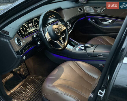 Черный Мерседес С Класс, объемом двигателя 2.99 л и пробегом 198 тыс. км за 41500 $, фото 5 на Automoto.ua