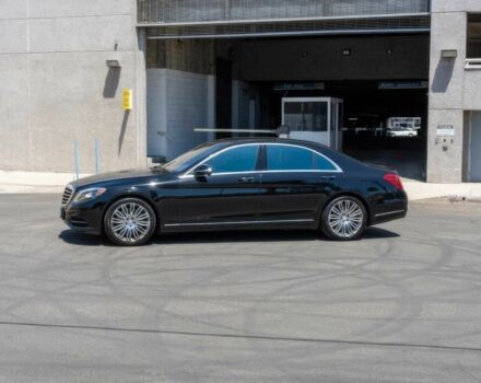 Чорний Мерседес С Клас, об'ємом двигуна 4.7 л та пробігом 79 тис. км за 12000 $, фото 3 на Automoto.ua