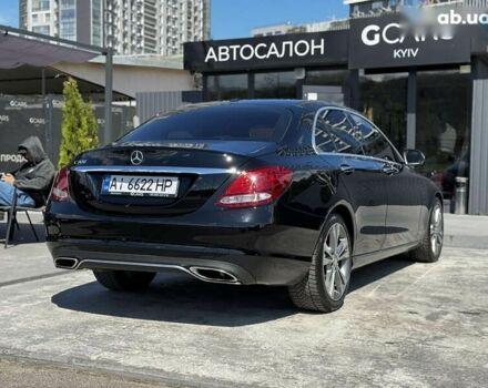 Черный Мерседес С Класс, объемом двигателя 2 л и пробегом 200 тыс. км за 16000 $, фото 3 на Automoto.ua