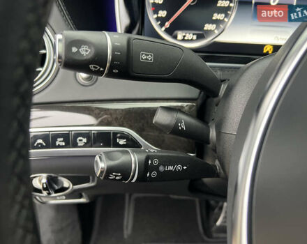 Чорний Мерседес С Клас, об'ємом двигуна 3 л та пробігом 162 тис. км за 49900 $, фото 90 на Automoto.ua