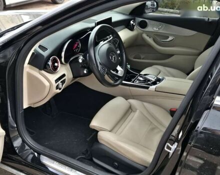 Черный Мерседес С Класс, объемом двигателя 2.1 л и пробегом 93 тыс. км за 21000 $, фото 7 на Automoto.ua